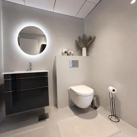Apartman Skyview Luxury, Wide Monitor And Scenic Bath Window Tallinn