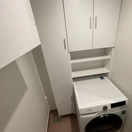 Skyview Luxury, Wide Monitor And Scenic Bath Window * Tallinn